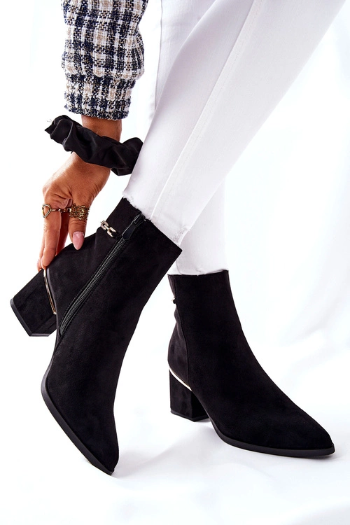 Damskie Zamszowe Botki Na Słupku Czarne One Step