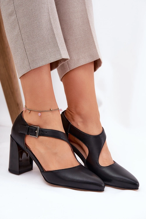 Skórzane Czółenka Na Słupku Z Klamrą Vinceza 91133 Czarne