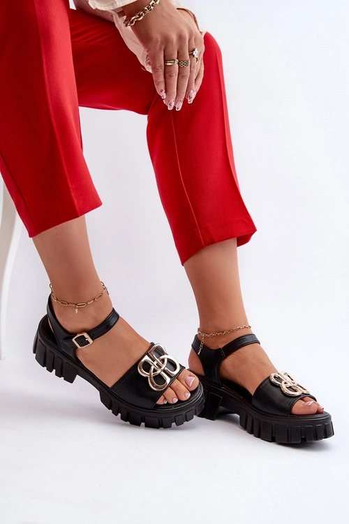 Skórzane Sandały Damskie Ze Złotą Ozdobą Czarne Vinceza 7910