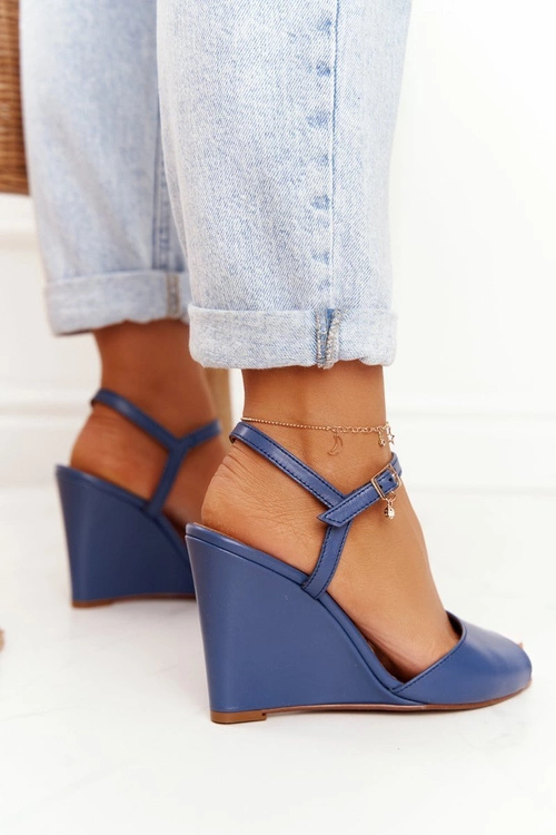 Skórzane Sandały Na Koturnie Laura Messi 2253 Granatowe