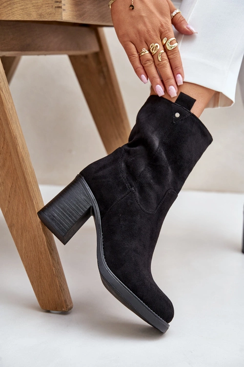 Botki Damskie Ocieplane Na Obcasie Słupku Eko Zamszowe Czarne Vellinga