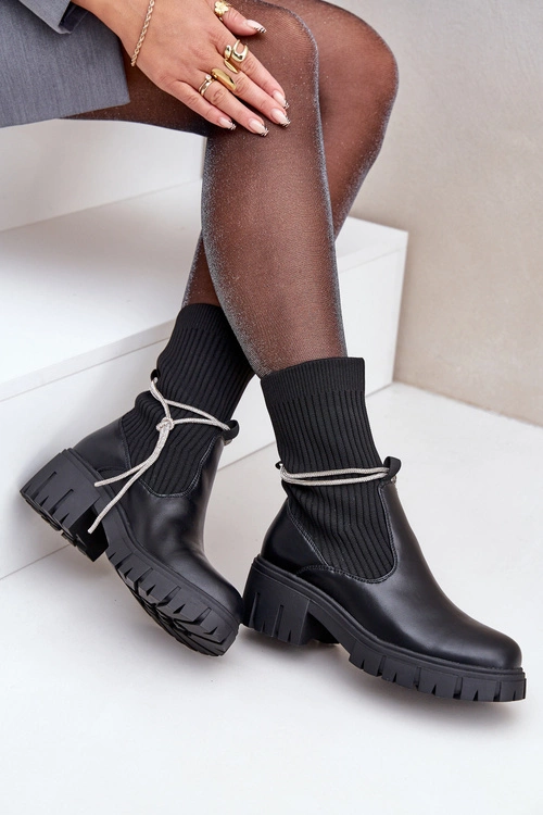 Botki Ze Skarpetą I Błyszczącym Wiązaniem Czarne Dinarca