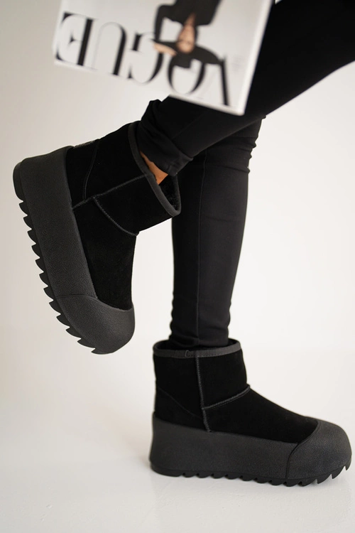 Ocieplane Zamszowe Śniegowce Na Platformie Big Star OO274A213 Czarne