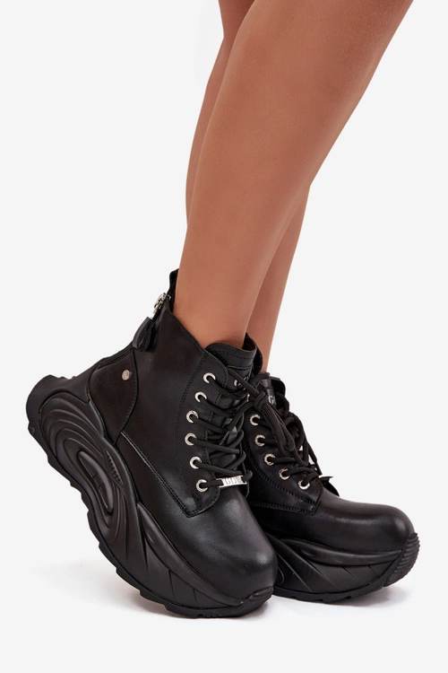 Skórzane Ocieplane Botki Damskie Na Platformie GOE SS2N4301 Czarne