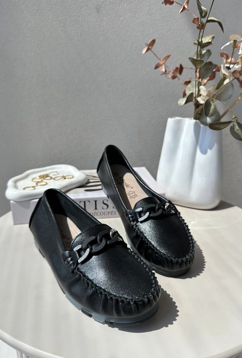 Skórzane Mokasyny Damskie Z Ozdobą Czarne S.Barski LR339