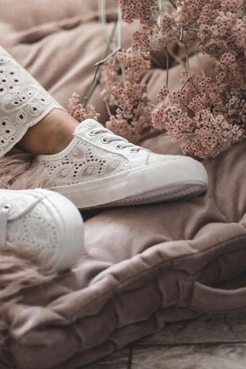 Trampki Ażurowe Big Star JJ374134 Białe