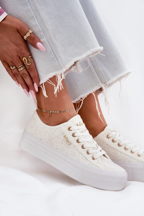 Trampki Damskie Z Koronką Lee Cooper LCW-25-31-3438L Białe