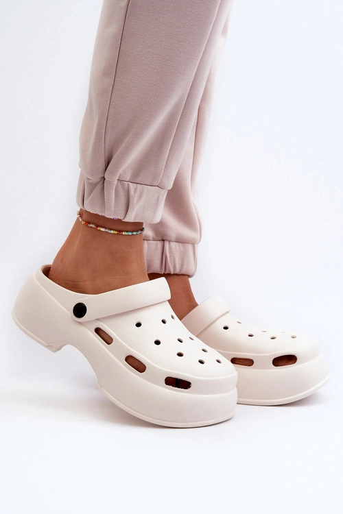 Piankowe Klapki Damskie Na Masywnej Podeszwie Białe Danollia