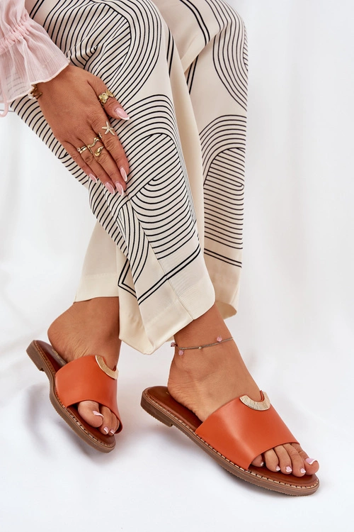 Klapki Damskie Eko Skórzane Z Ozdobnymi Detalami Pomarańczowe Mevith