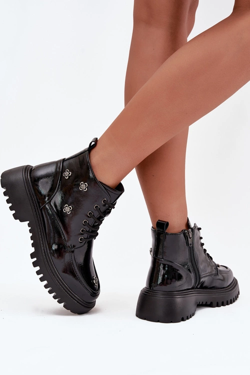 Skórzane Ocieplane Botki Damskie Z Ozdobami Lakierowane Artiker 57C0345 Czarne