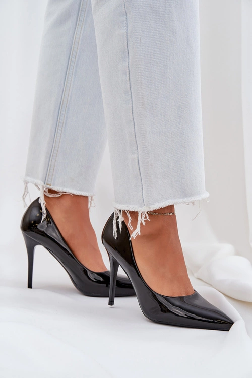 Szpilki Lakierowane Ze Szpiczastymi Noskami Czarne Omenra