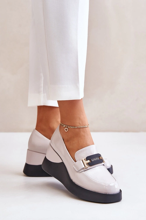 Lakierowane Mokasyny Na Koturnie Vinceza 58337 Szare