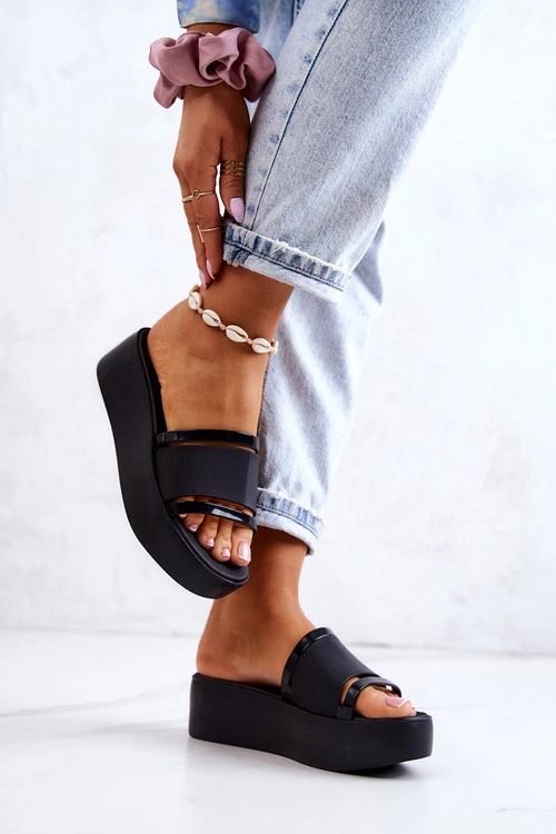 Damskie Pachnące Klapki ZAXY HH285197 Czarne