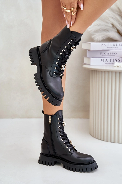 Skórzane Botki Workery Z Przypinkami Na Zamek CheBello 4553 Czarne