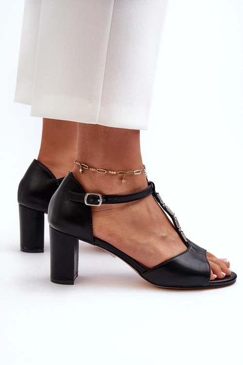 Sandały Damskie Na Słupku Z Ozdobnym Paskiem Eko Skóra Czarne Triavera