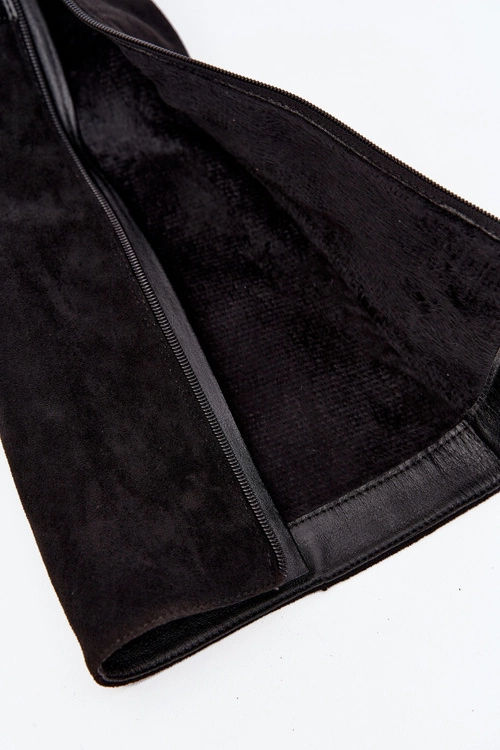 Kozaki Damskie Na Słupku Ze Złotą Klamrą Ocieplane Czarne Seraphine