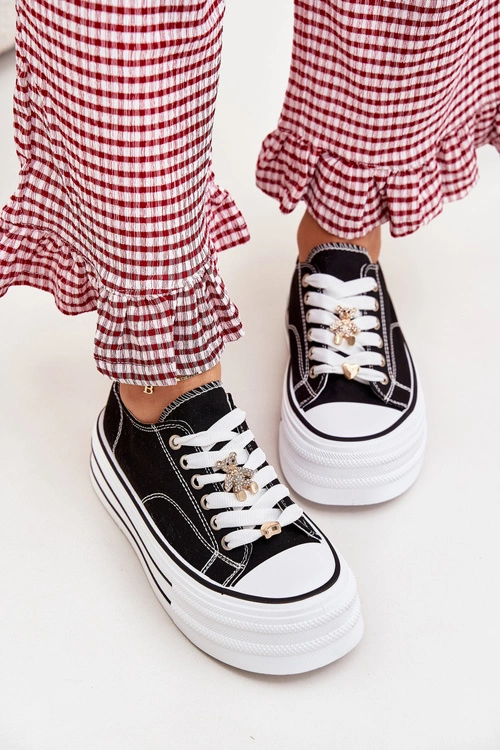 Trampki Damskie Na Platformie Ze Złotymi Przypinkami Czarne Fiorina