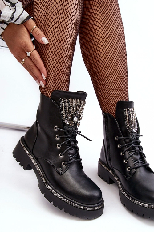 Niskie Botki Workery Z Biżuteryjną Ozdobą Czarne Melenope