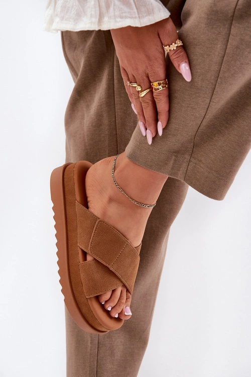 Klapki Damskie Na Platformie Z Przeplatającymi Się Paskami Camel Rinasara