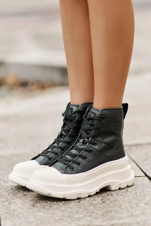 Skórzane Ocieplane Trampki Na Masywnej Platformie Big Star OO274A599 Czarne