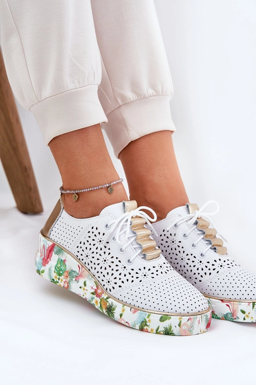 Skórzane Półbuty Damskie Na Koturnie Artiker 56C1800 Biało-Złote