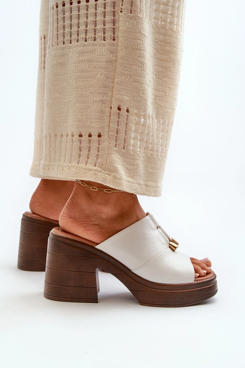 Klapki Damskie Z Eko Skóry Na Platformie I Klocku Białe Dafira