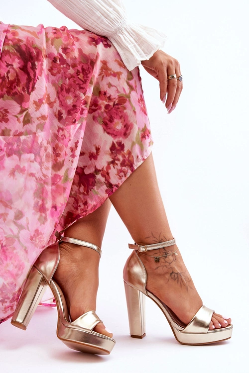 Sandały Na Wysokim Obcasie Złote Mandy