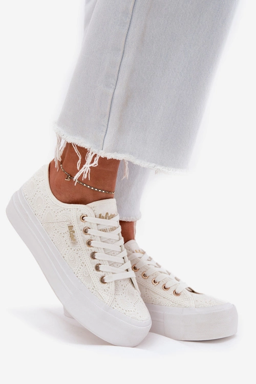 Trampki Damskie Z Koronką Lee Cooper LCW-25-31-3438L Białe