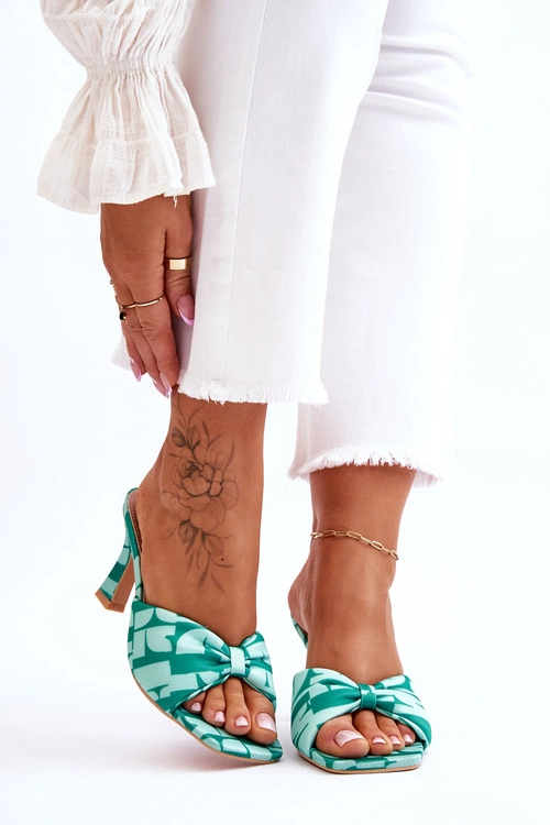 Modne Klapki Na Obcasie W Print Zielone Floria