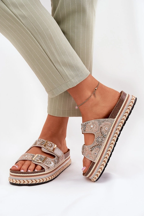 Klapki Ze Zdobieniem I Klamrami Na Platformie Złote Mellene