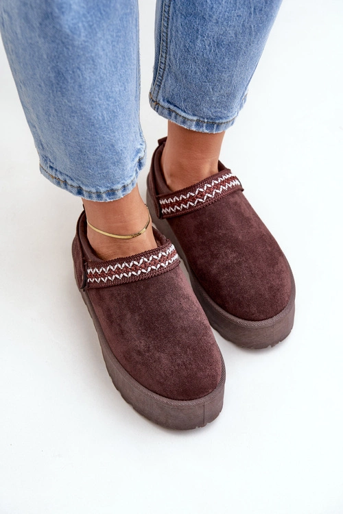 Śniegowce Z Ozdobnym Haftem Czekoladowe Selithria