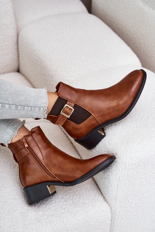 Botki Sztyblety Damskie Na Niskim Obcasie Ze Złotą Klamrą Camel Vomera