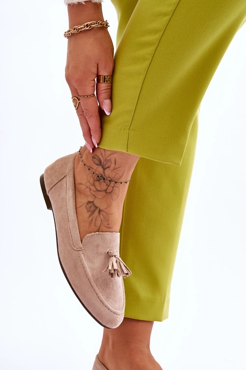 Zamszowe Klasyczne Mokasyny Z Frędzlami Beżowe Averil