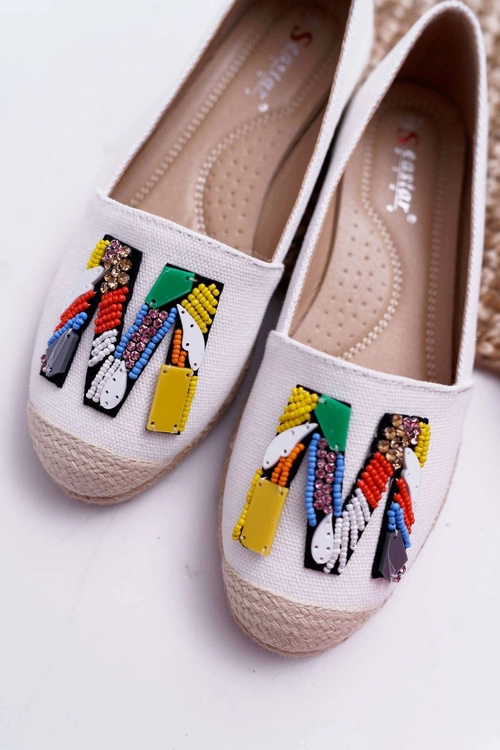 Espadryle Damskie Białe z Naszywkami Meadia