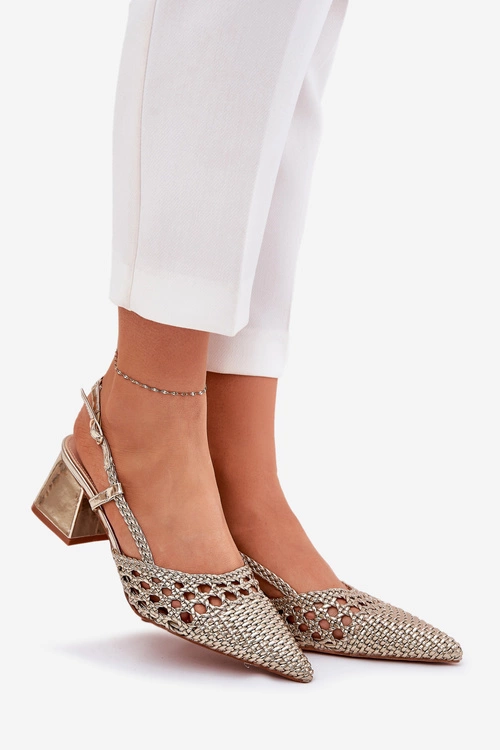 Sandały Na Słupku Z Plecionką I Szpiczastymi Noskami Złote Resterri
