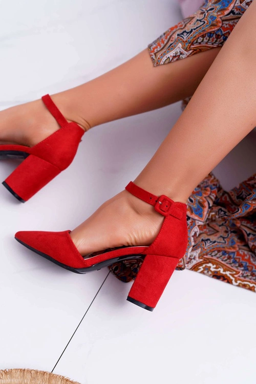 Czółenka Damskie Na Słupku W Szpic Czerwone Elegante