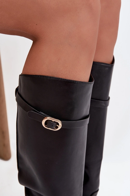 Kozaki Damskie Na Płaskim Obcasie Z Paskiem I Złotą Klamrą Czarne Sylvena