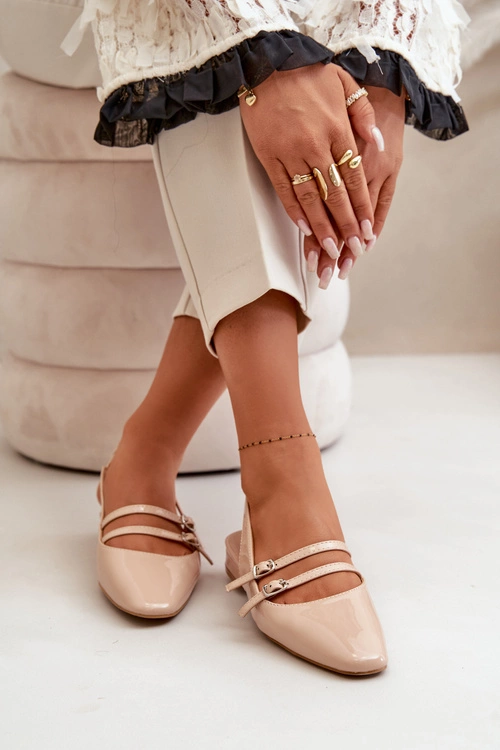 Lakierowane Baleriny Z Paskami Na Niskim Obcasie Beżowe Bialettia