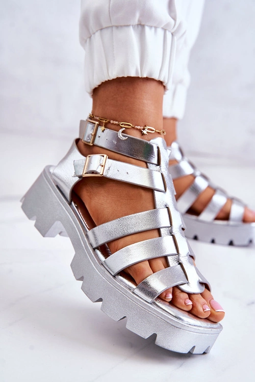 Skórzane Sandały Z Paseczkami Srebrne Minorite