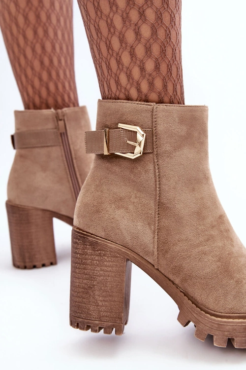 Zamszowe Damskie Botki Na Słupku Z Ozdobą Beżowe Menoria