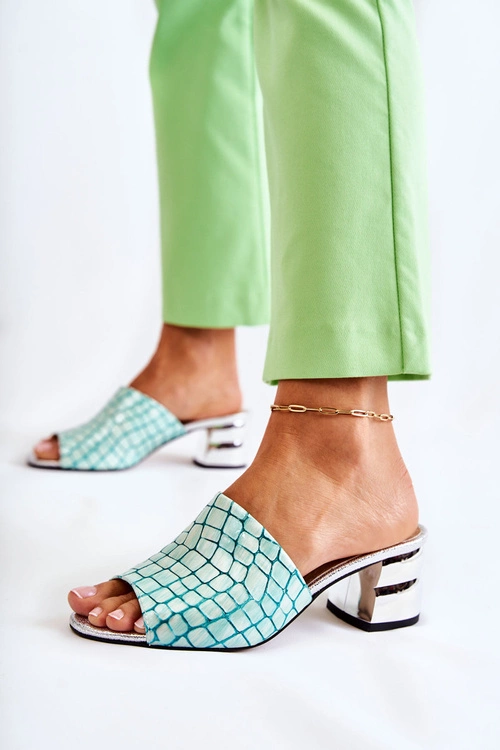 Skórzane Klapki Damskie Wzór Krokodyl Na Obcasie Jasnozielone Perry