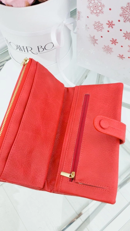 Duży Damski Portfel Czerwony