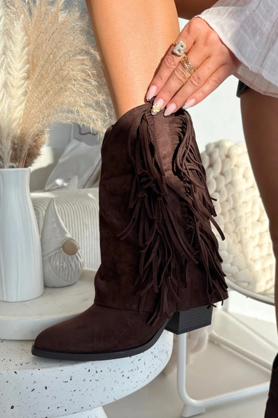 Botki Kowbojki Damskie Z Frędzlami Na Słupku Czekoladowe Gralina