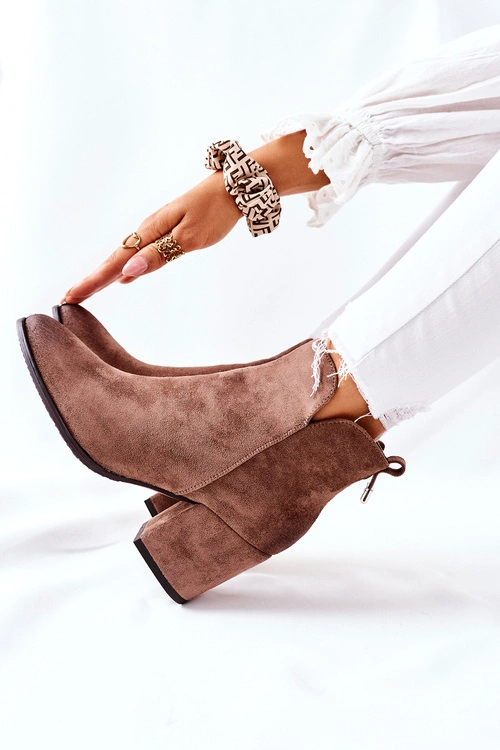 Botki Damskie Na Słupku Zamszowe Beżowe Carrick