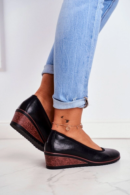 Damskie Półbuty Na Koturnie Czarne Belli