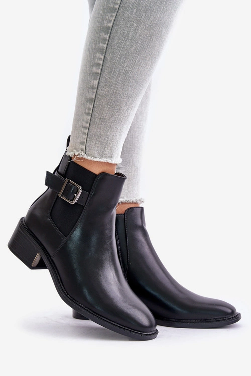 Botki Sztyblety Damskie Na Niskim Obcasie Ze Złotą Klamrą Czarne Vomera