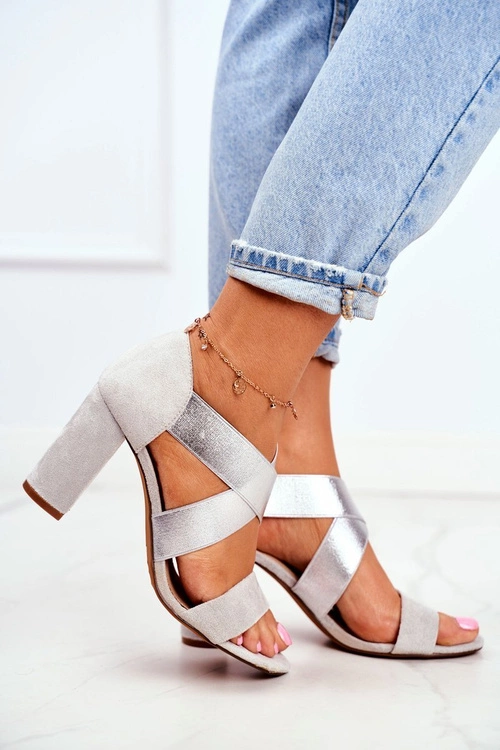 Eleganckie Wsuwane Sandały Na Słupku Szaro-Srebrne Varina