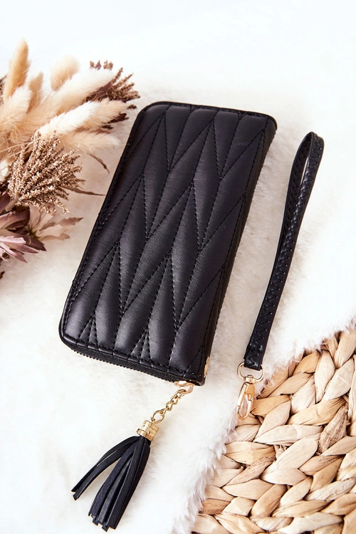 Duży Portfel Pikowany Na Suwak Z Paseczkiem Czarny