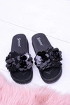 Damskie Czarne Klapki z Kwiatowym Wzorem Muah
