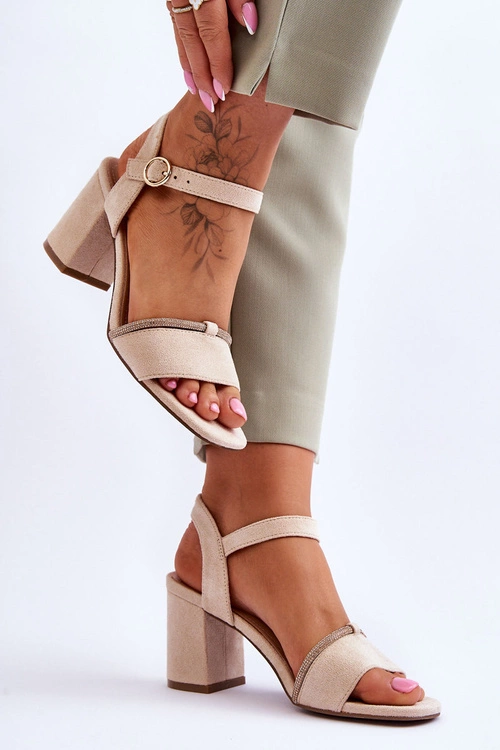 Damskie Zamszowe Sandały Na Niskim Słupku Beżowe Loredo